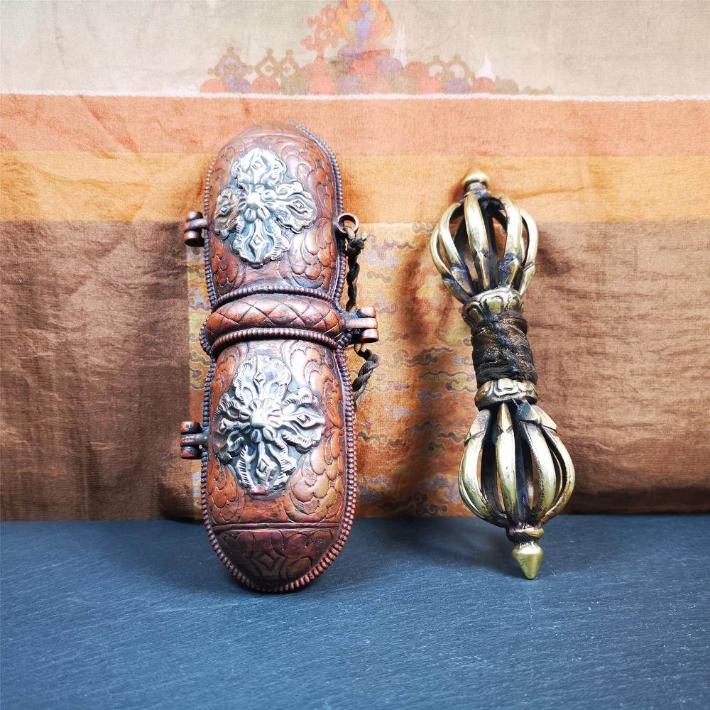 9 Pronged Vintage Vajra Dorje with Case - Gandhanra-ART