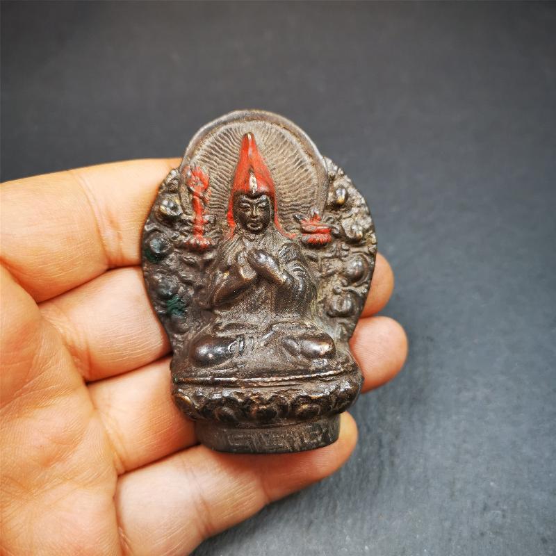 This Je Tsongkhapa statue was collected from Samye Monastray, the first monastery in Tibet,and important Nyingma monsatery. It's an old-fashioned Je Tsongkhapa statue,made of copper,painted with colors,about 60 years old. Tsongkhapa was a famous teacher of Tibetan Buddhism whose activities led to the formation of the Gelug school of Tibetan Buddhism.