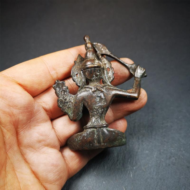 This Manjusri statue was collected from Samye Monastray, the first monastery in Tibet,and important Nyingma monsatery. It's an old-fashioned manjusri statue,about 60 years old,made of thokcha. Manjusri is a bodhisattva associated with prajna (insight) in Mahayana Buddhism. In Tibetan Buddhism, he is also a yidam. His name means "Gentle Glory" in Sanskrit.