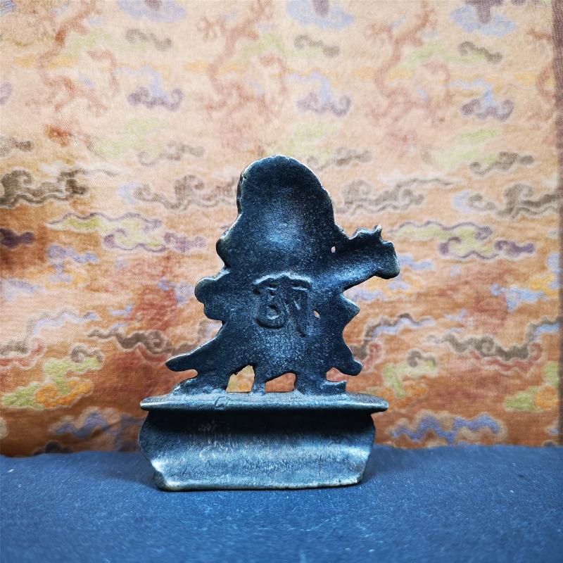 This vajrapani statue was collected from Samyé Monastray, the first monastery in Tibet,and important Nyingma monsatery. It's an old-fashioned Vajrapani statue,about 60 years old,made of copper and painted with mineral pigments,height is 2.52 inches.