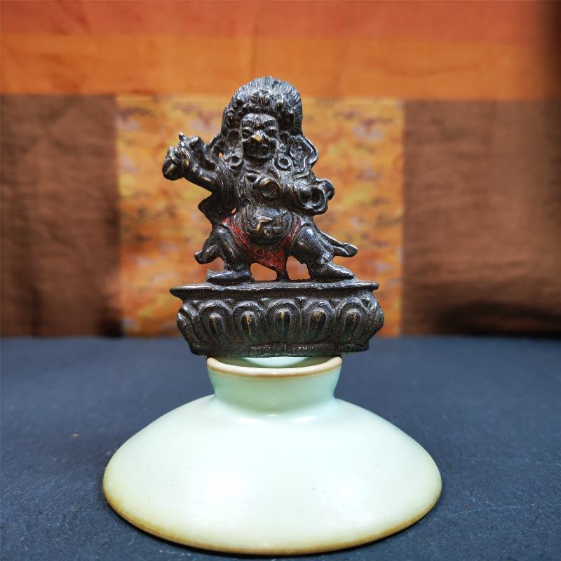 This vajrapani statue was collected from Samyé Monastray, the first monastery in Tibet,and important Nyingma monsatery. It's an old-fashioned Vajrapani statue,about 60 years old,made of copper and painted with mineral pigments,height is 2.52 inches.