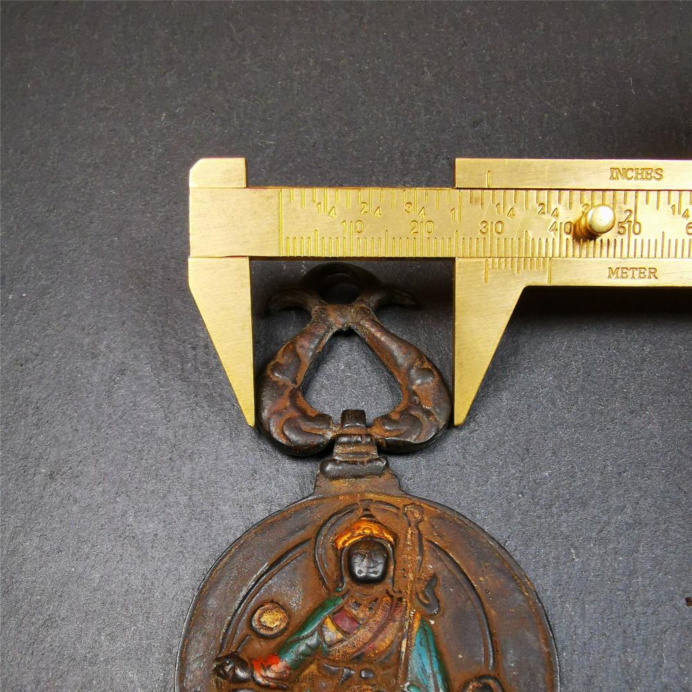 This unique Guru Rinpoche Melong Amulet was collected from Goinqen Monastery,about 40 years old,consecrated and blessed by lama. It is made of thokcha,the top is a double fish hanging ring,the front pattern is Tibetan Budhist calendar symbol - SIPAHO(srid pa ho),and the back is Guru Rinpoche. You can make it into pendant or keychain, or just put it on your desk,as an ornament.