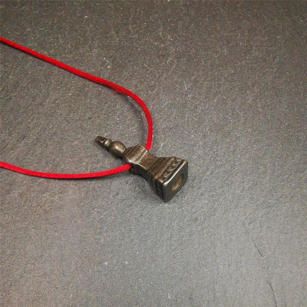 Stupa Amulet 1.22"
