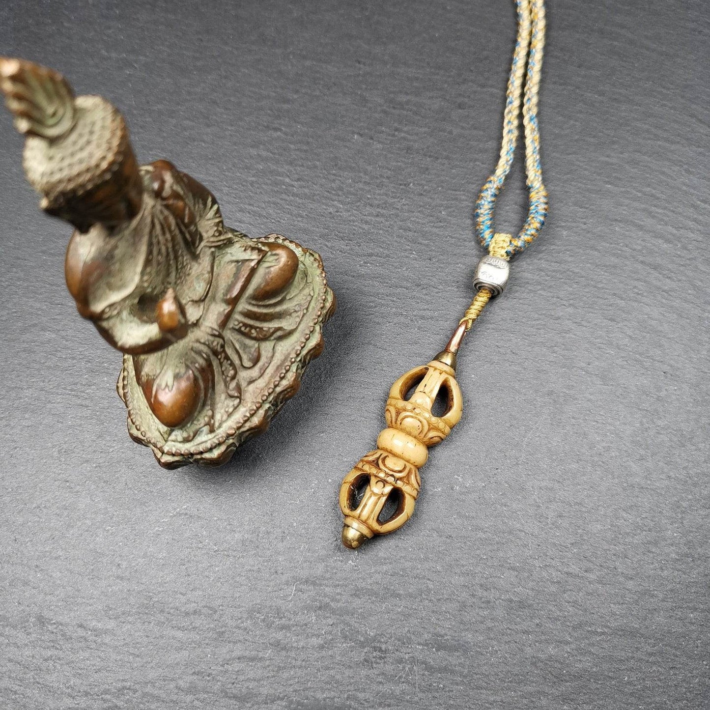 Kapala Leg Bone Vajra - Gandhanra-ART