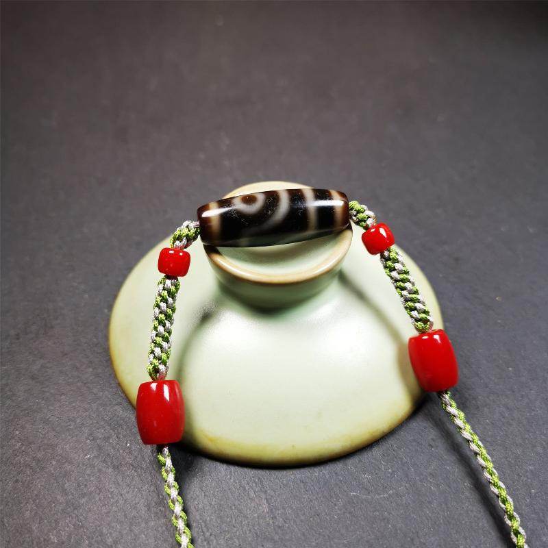 2 Eyed Dzi Bead Necklace - Gandhanra-ART