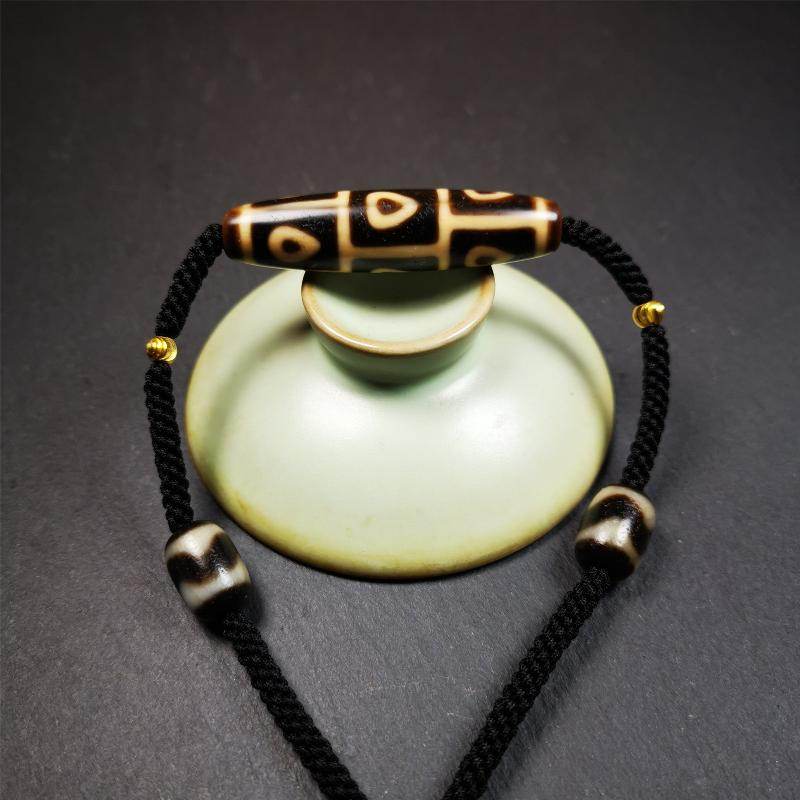 9 Eyed Bodhi Dzi Bead Necklace - Gandhanra-ART