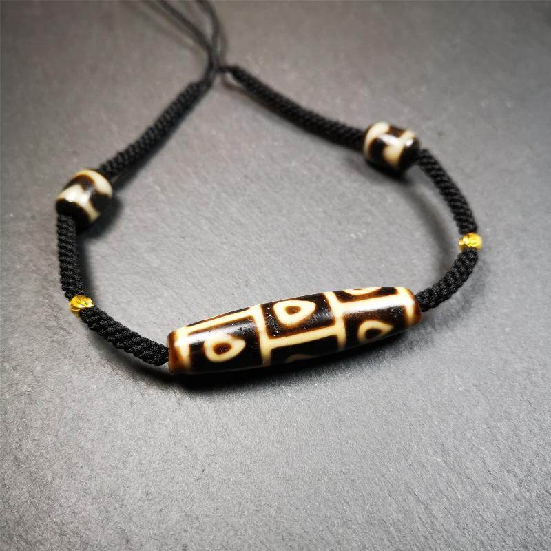 9 Eyed Bodhi Dzi Bead Necklace - Gandhanra-ART