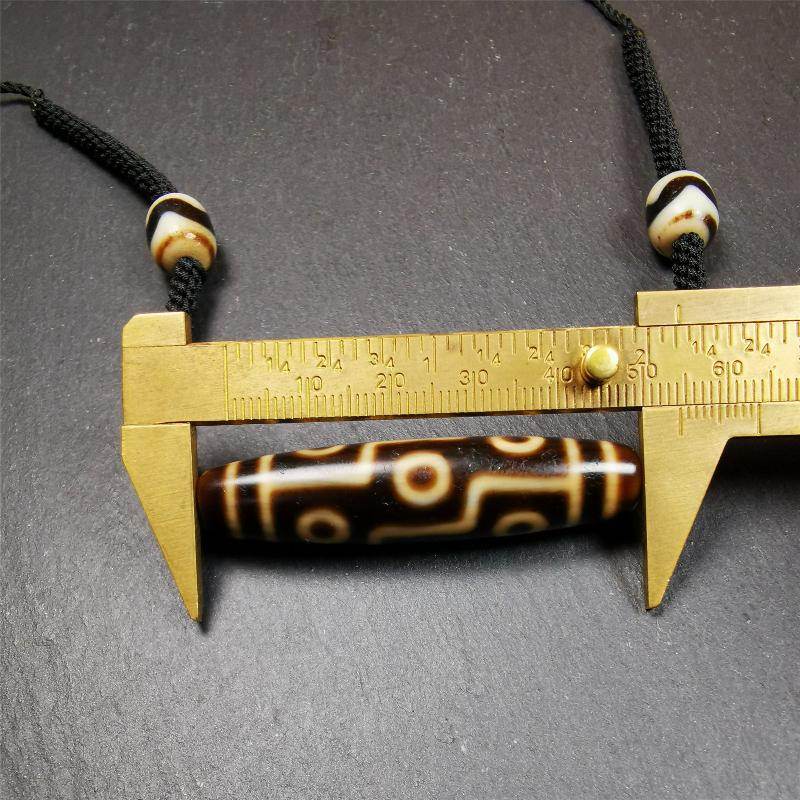 9 Eyed Dzi Bead Necklace - Gandhanra-ART