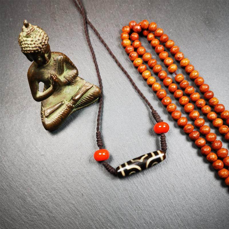 3 Eyed Dzi Bead Necklace - Gandhanra-ART