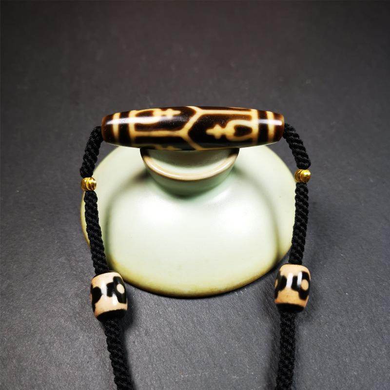 Treasure Vase Dzi Bead Necklace - Gandhanra-ART