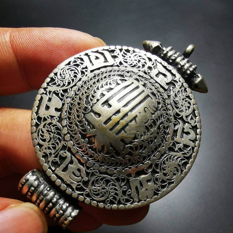 Gau Ghau Shrine, Altar Amulet Pendant,OM and Kalachakra Symbol - Gandhanra-ART