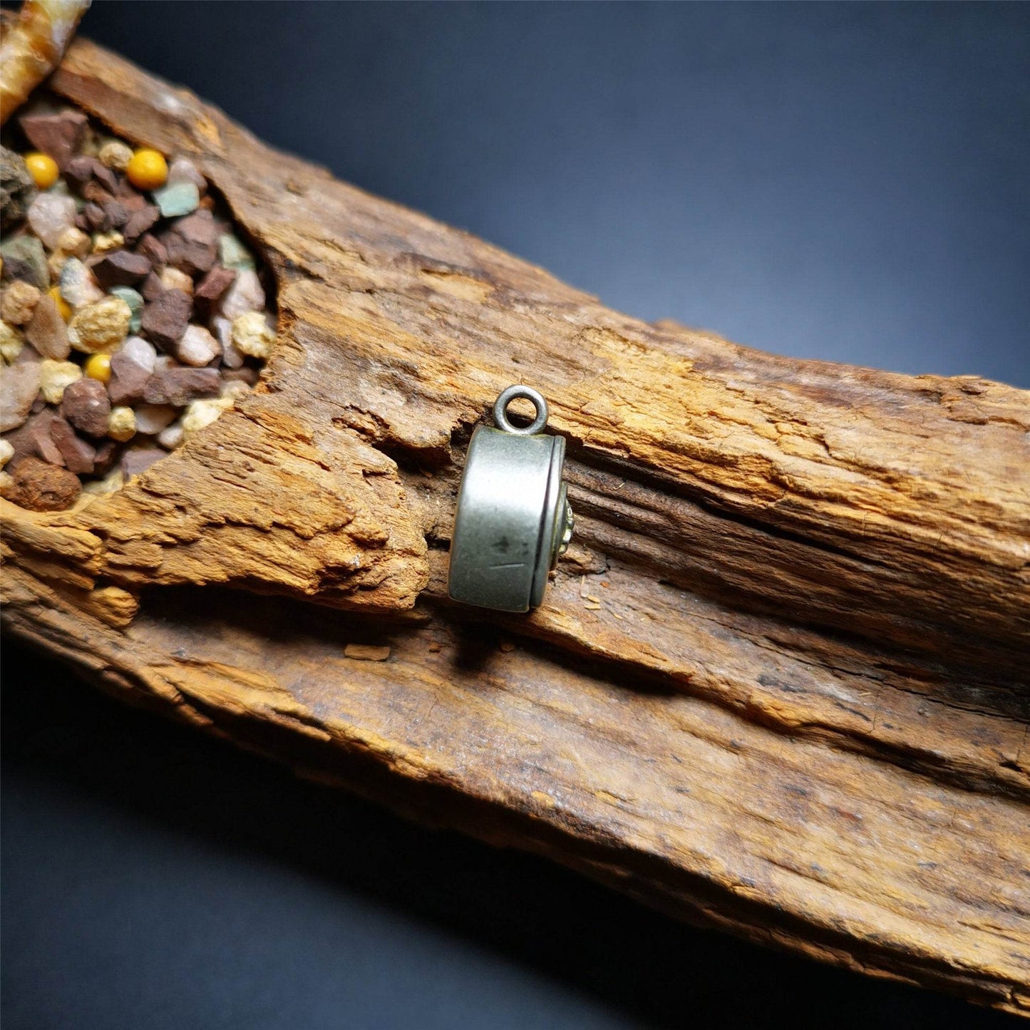 Gau Ghau Shrine,Amulet Pendant - Gandhanra-ART