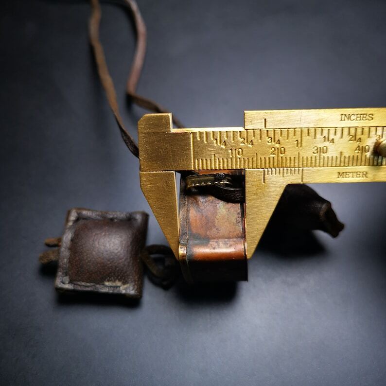 Gau Ghau Shrine, Mini Tibetan Buddhist Altar Amulet Pendant, 3.5cm