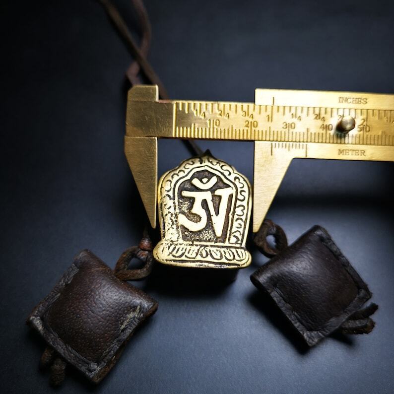 Gau Ghau Shrine, Mini Tibetan Buddhist Altar Amulet Pendant, 3.5cm
