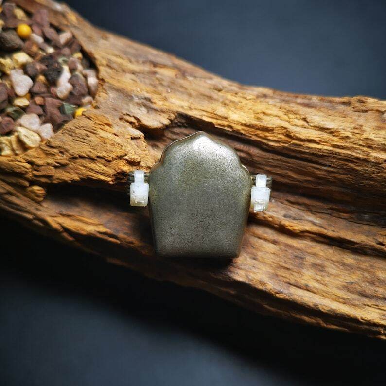 Gau Ghau Shrine, Yellow Jambhala Altar Amulet Pendant - Gandhanra-ART