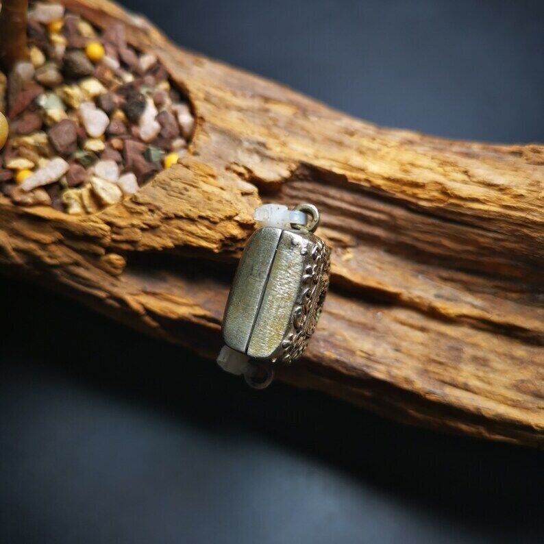 Gau Ghau Shrine, Yellow Jambhala Altar Amulet Pendant - Gandhanra-ART