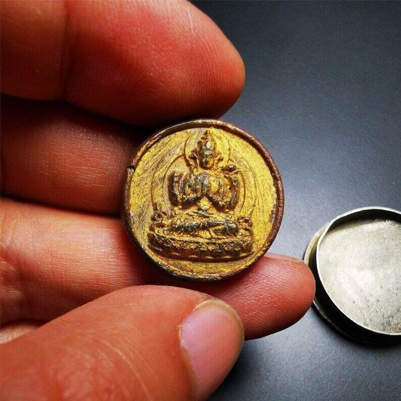 Gandhanra Antique Gau Ghau Shrine, with Old Chenrezig Tsa Statue,Round Tibetan Buddhist Altar Amulet Pendant,Made of White Copper - Gandhanra-ART