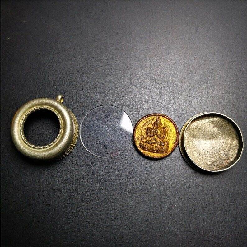 Gandhanra Antique Gau Ghau Shrine, with Old Chenrezig Tsa Statue,Round Tibetan Buddhist Altar Amulet Pendant,Made of White Copper - Gandhanra-ART