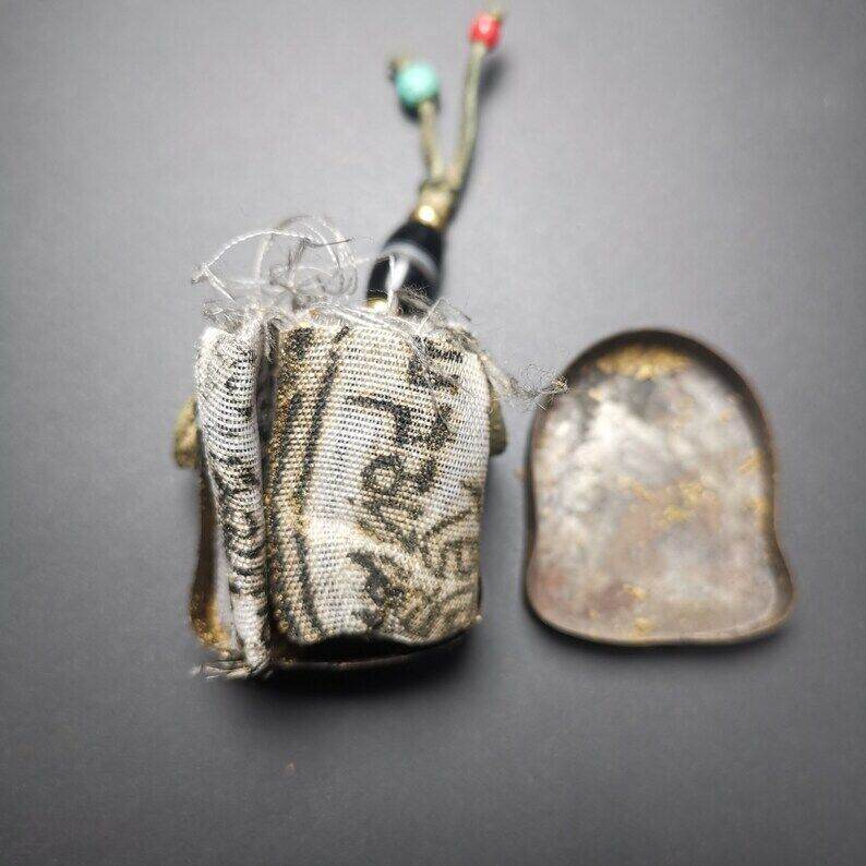 Gau Ghau Shrine, Altar Amulet Pendant - Gandhanra-ART