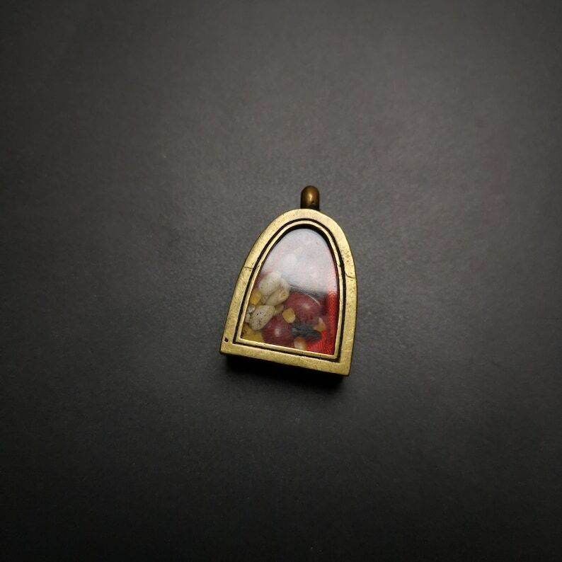 Gau Ghau Shrine, Altar Amulet Pendant - Gandhanra-ART