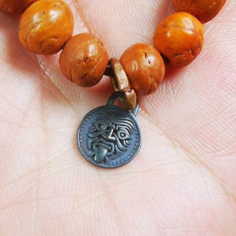 Mala Pendant,Drashi Lhamo Amulet for Prayer Beads - Gandhanra-ART