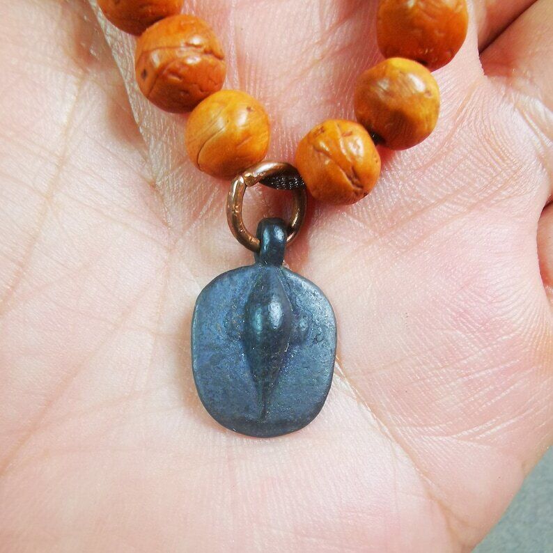 Mala Pendant,Shankha Conch Amulet for Prayer Beads, Bag Hanging, 0.84"