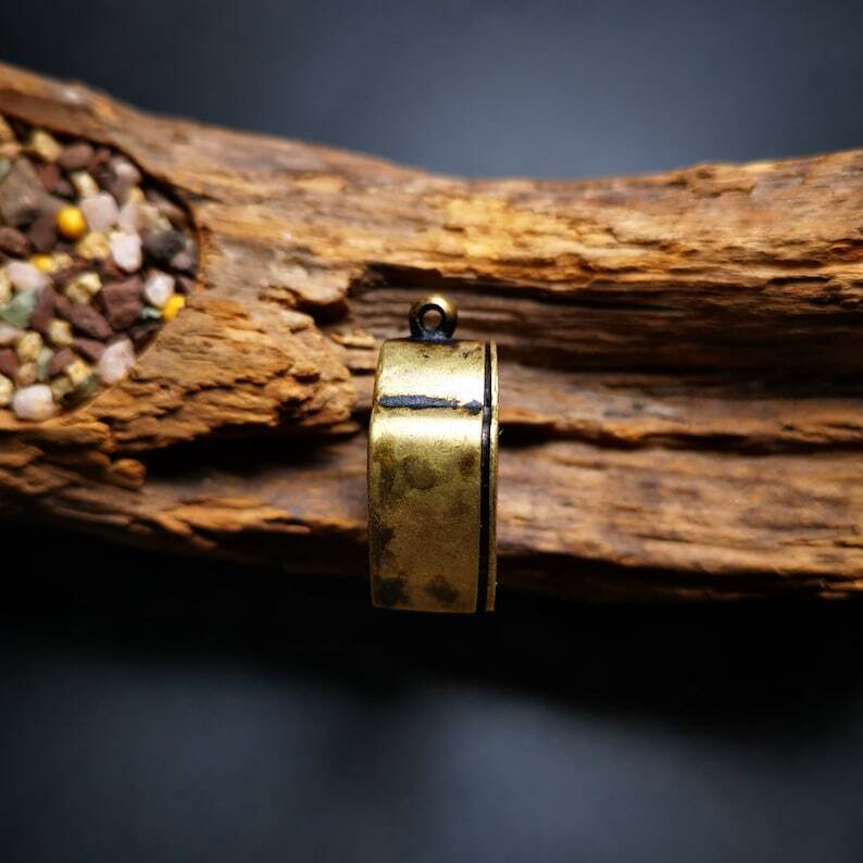 Gau Ghau Shrine, Altar Amulet Pendant - Gandhanra-ART
