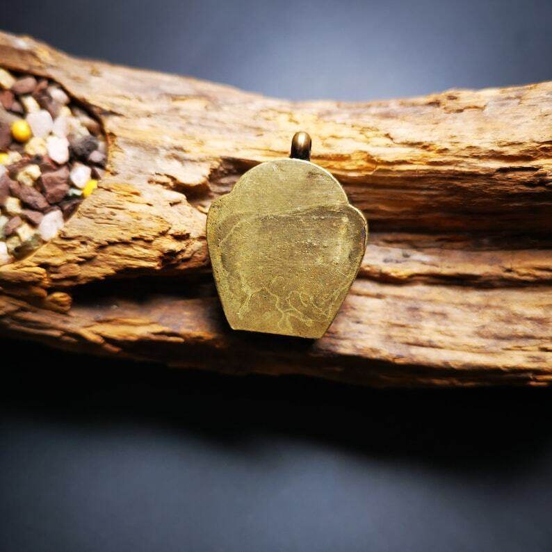 Gau Ghau Shrine, Altar Amulet Pendant - Gandhanra-ART