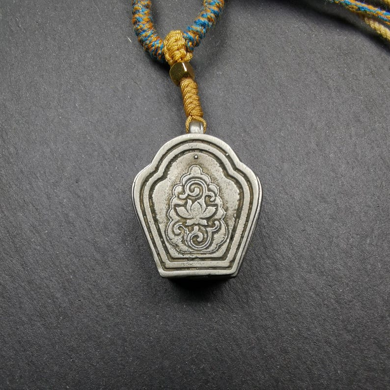 Tibetan Buddhist Gau Box Amulet, Green Tara Ghau Shrine, Altar Pendant