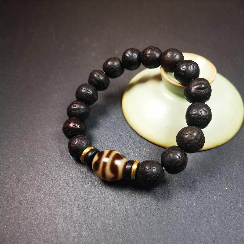 Tiger Tooth Dzi Bracelet - Gandhanra-ART