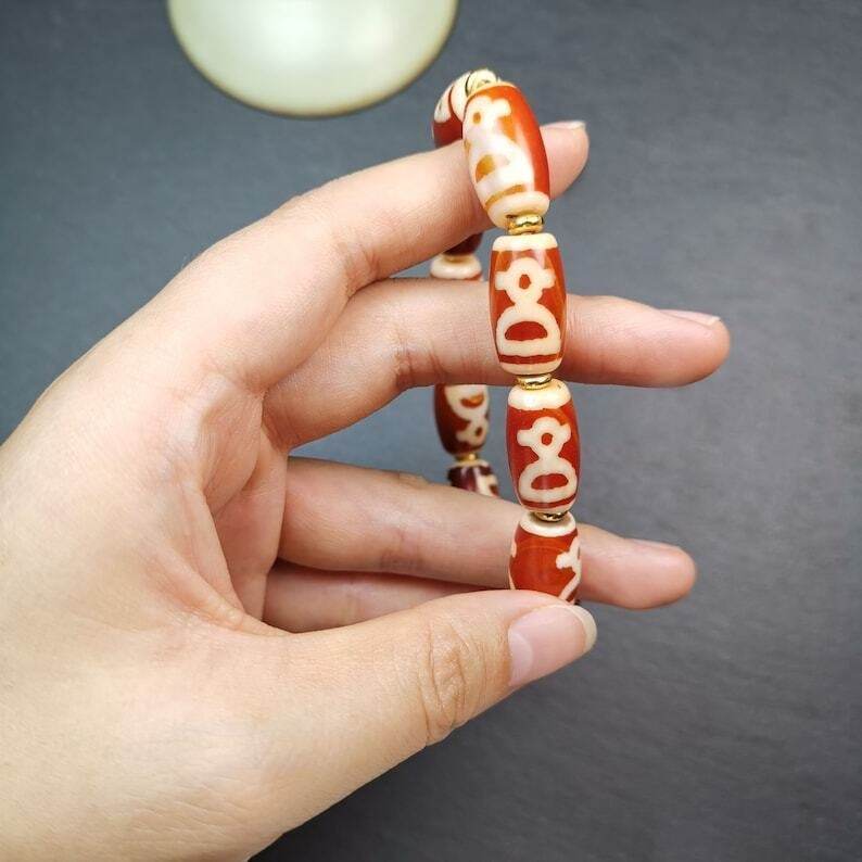 Dzi Bead Bracelet, Dzi Wrist Mala - Gandhanra-ART