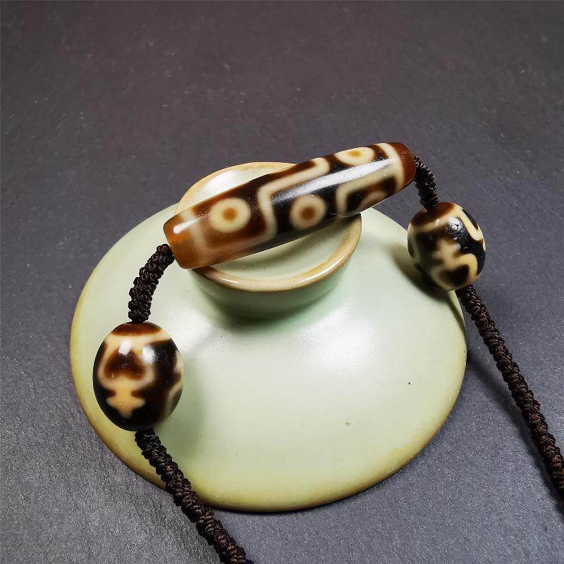 Nine Eyed Dzi + Vase Dalo Dzi Necklace - Gandhanra-ART