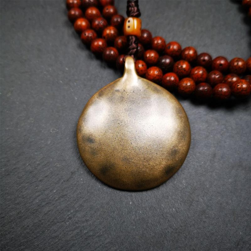 This unique tibetan calendar melong badge was collected from Baiyu Monastery for 30 years. It's a Astrology Protective Amulet Pendant,made of copper. The pattern is Tibetan Budhist Protective Amulet Pendant - SIPAHO(srid pa ho).