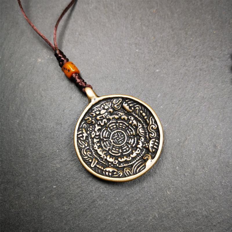 This unique tibetan calendar melong badge was collected from Baiyu Monastery for 30 years. It's a Astrology Protective Amulet Pendant,made of copper. The pattern is Tibetan Budhist Protective Amulet Pendant - SIPAHO(srid pa ho).