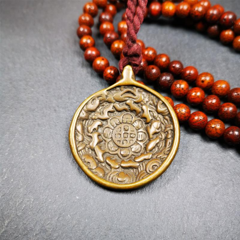 This amulet was collected in Baiyu County Tibet,about 30 years old. It's a Astrology Protective Amulet Pendant,made of red copper. The pattern is Tibetan Budhist Protective Amulet Pendant - SIPAHO