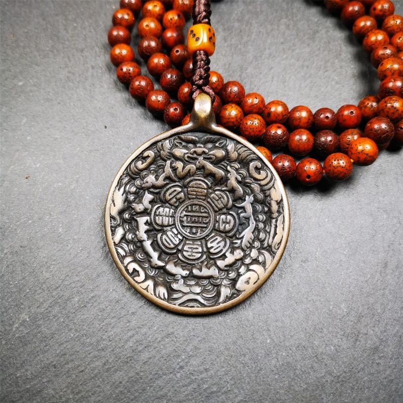 This unique tibetan melong badge was collected from Baiyu Monastery for 30 years. It's a Astrology Protective Amulet Pendant,made of cold iron. The pattern is Tibetan Budhist Protective Amulet Pendant - SIPAHO(srid pa ho).