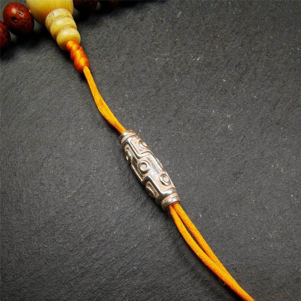 Sterling Silver Dzi Bead - Gandhanra-ART