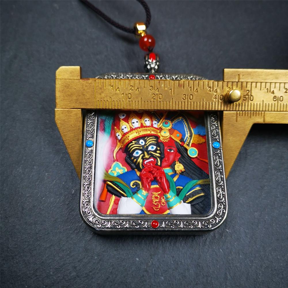 This Drashi Lhamo Gau box is made by Tibetan craftsmen in Hepo Township, Baiyu County,filled in a unique fashion Drashi Lhamo Tsa Tsa - Tibetan girl wearing her mask,made of pottery clay,hand painted.
