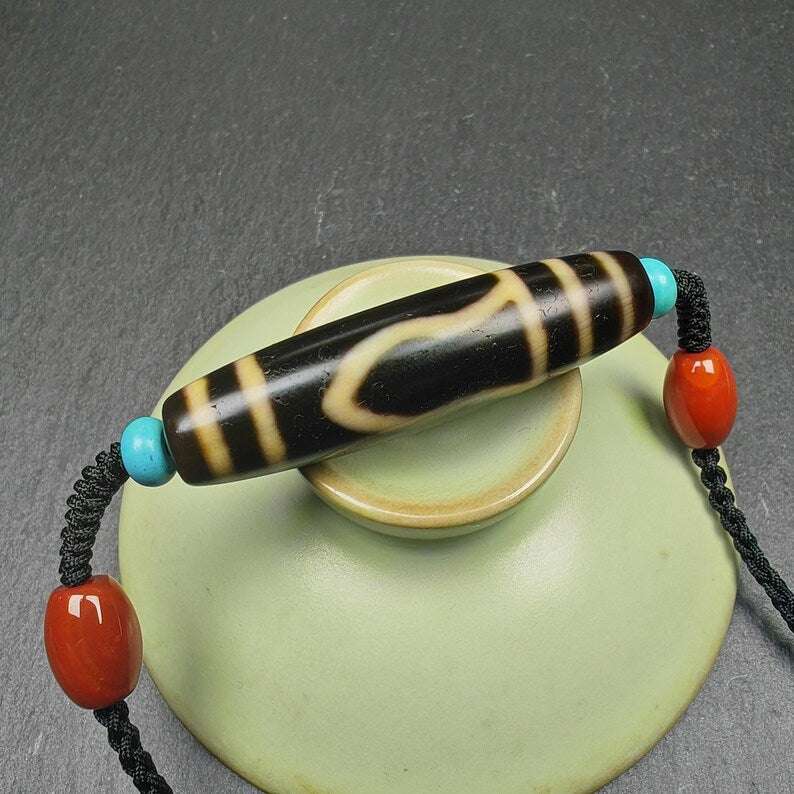 1 Eye Mountain Dzi Bead Necklace,1.8" x 0.5"