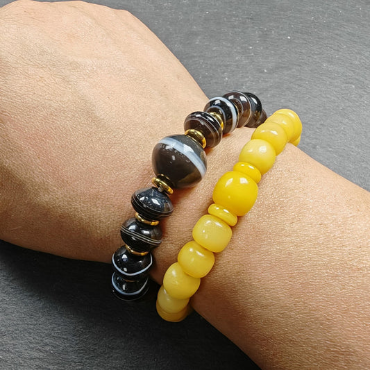 Tibetan Dzi Wrist Mala Medicine Buddha Bracelet - Decades Old