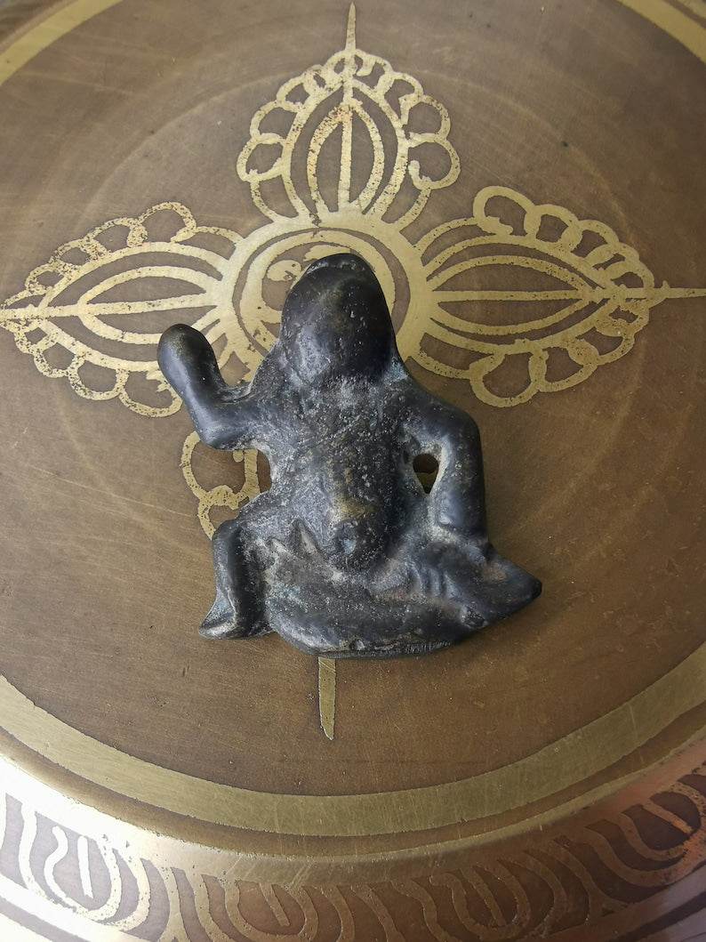 Buddhist Protective Pendant,Abstract Wrathful Vajrapani Amulet Badge,Made of Thokcha,150 years old - Gandhanra-ART