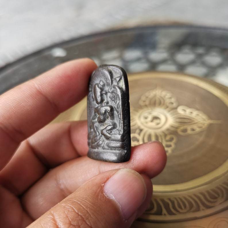 Antique Thokcha, Yellow Jambhala(Dzambhala) Badge,Tibetan Budhist Protective Amulet Pendant,60 Years Old - Gandhanra-ART