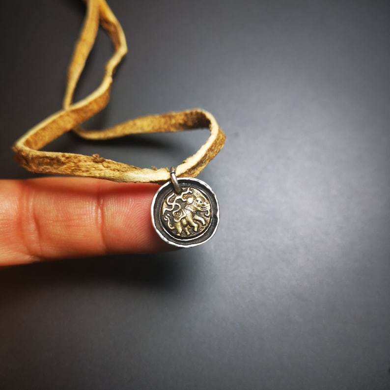 Buddhist Protective Pendant,Stupa,Pagoda,Buddhist Tower Amulet Badge,Sterling silver Gilt - Gandhanra-ART