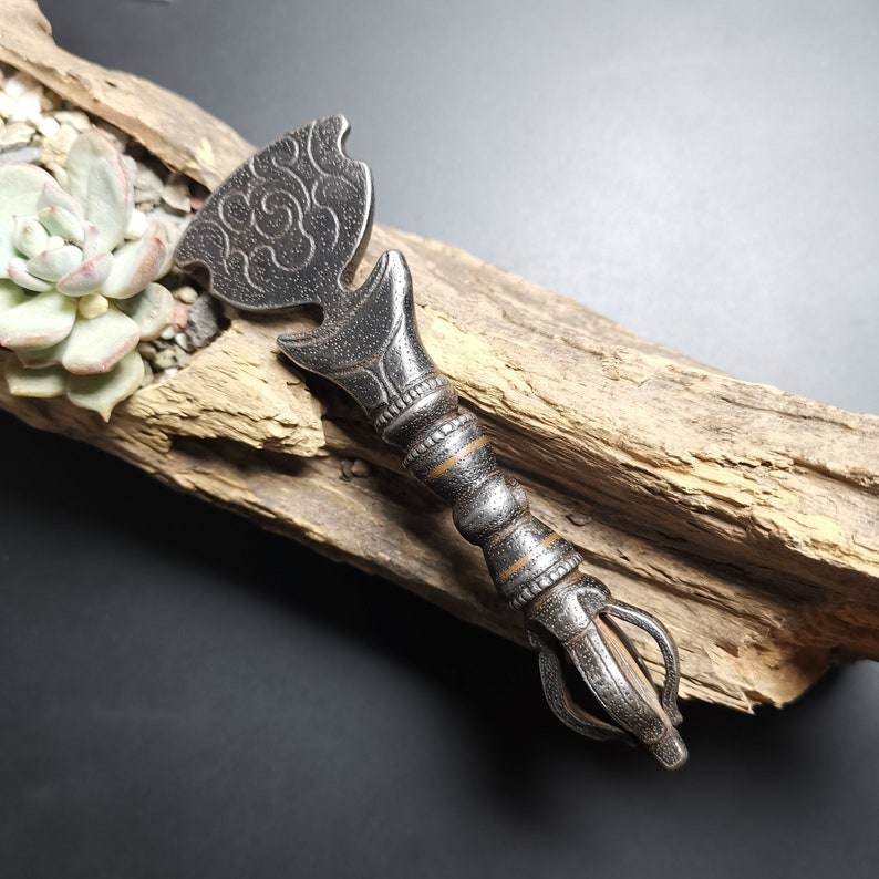 Amulet Pendant,Small Kartika(knife of the dakinis), Trantic Buddhism Dharma, Made of Thunder Iron (Thokcha) - Gandhanra-ART