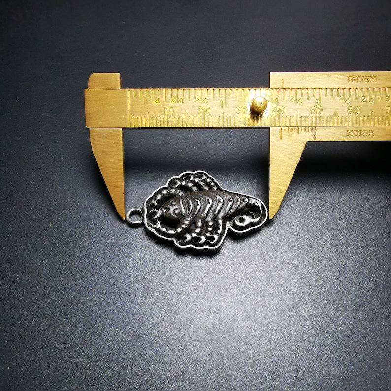 Amulet,Scorpion Guru of Padmasambhava - Gandhanra-ART