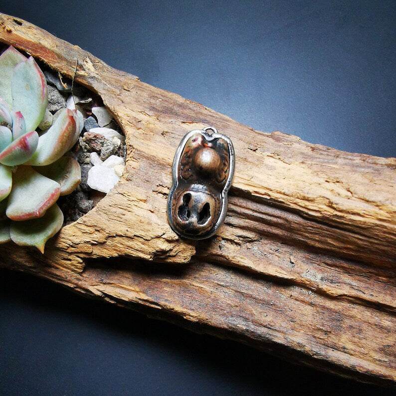 Amulet,Snow Lion Pendant - Gandhanra-ART