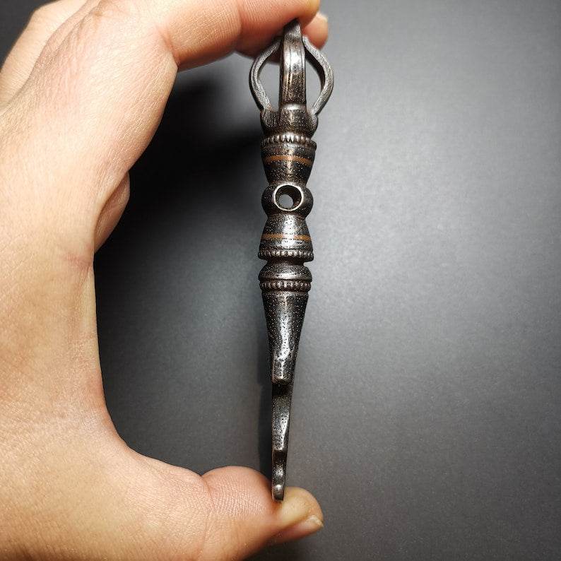 Amulet Pendant,Small Kartika(knife of the dakinis), Trantic Buddhism Dharma, Made of Thunder Iron (Thokcha) - Gandhanra-ART