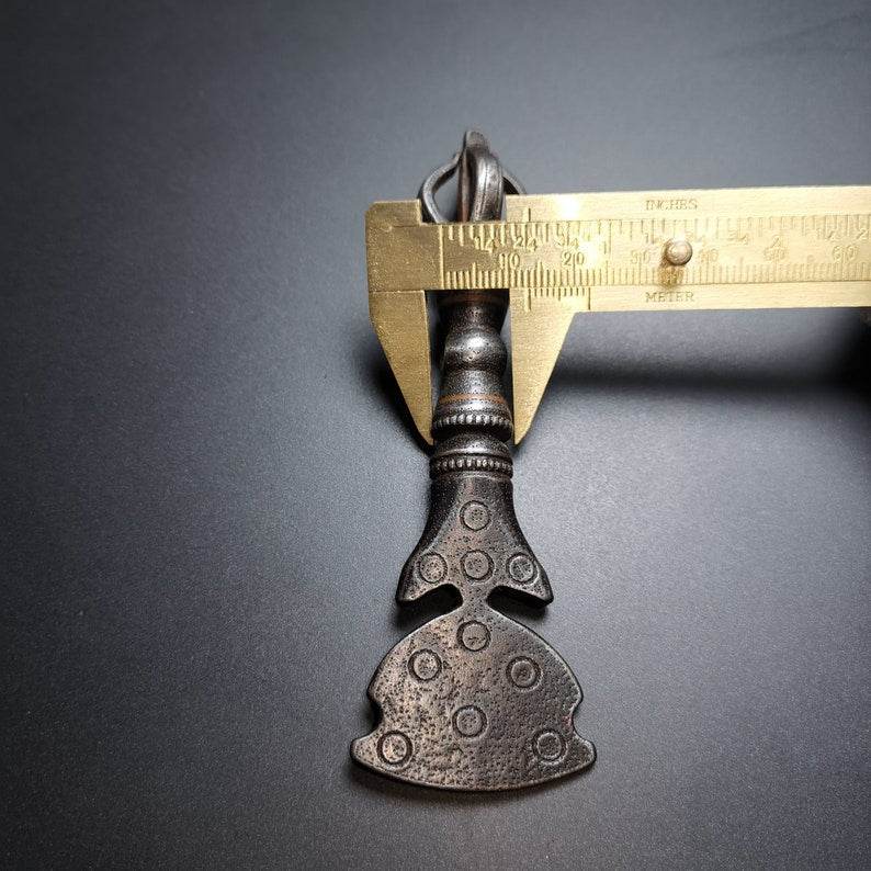 Amulet Pendant,Small Kartika(knife of the dakinis), Trantic Buddhism Dharma, Made of Thunder Iron (Thokcha) - Gandhanra-ART