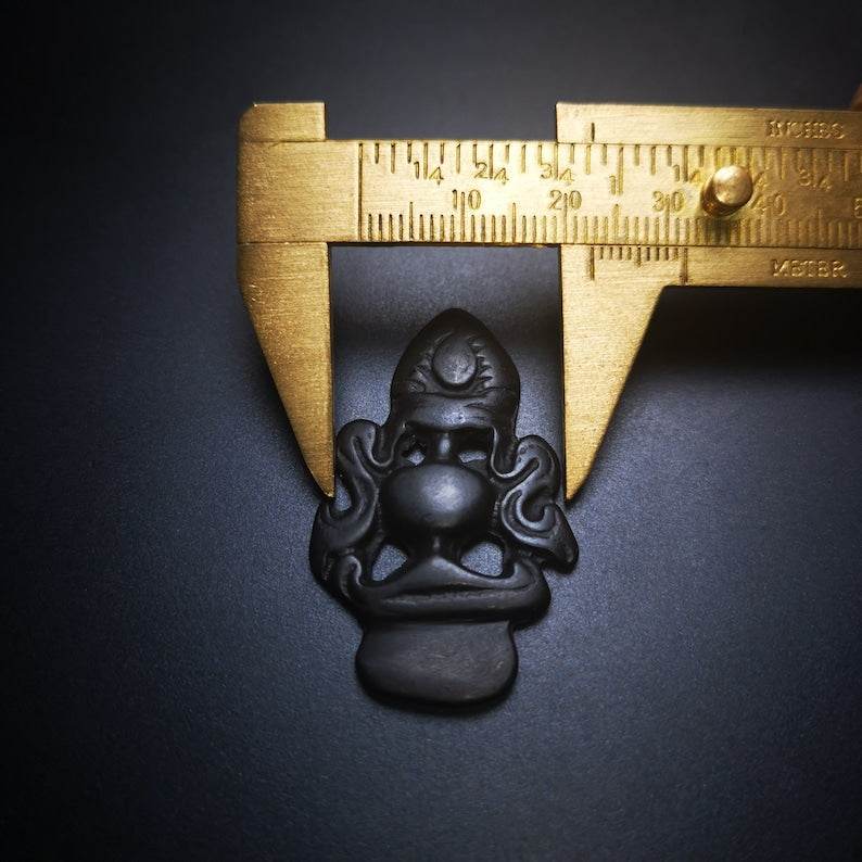 Antique Triratna Symbol Badge, Nubro,Tibetan Buddhist Protective Amulet Pendant,Made of Thokcha,60 Years Old - Gandhanra-ART