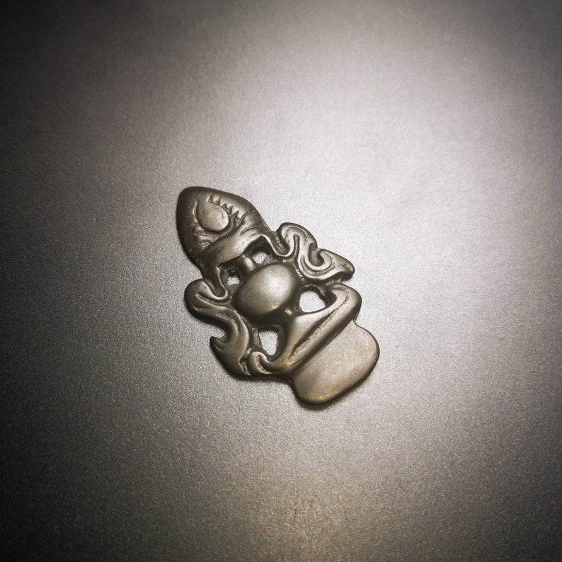 Antique Triratna Symbol Badge, Nubro,Tibetan Buddhist Protective Amulet Pendant,Made of Thokcha,60 Years Old - Gandhanra-ART